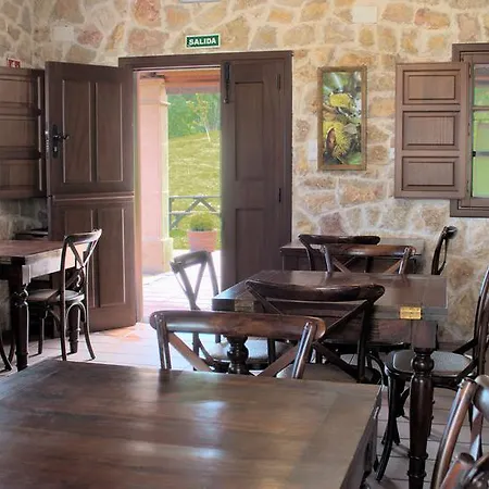 Otel Mirador De Moriyon