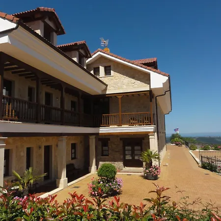 Mirador De Moriyon Otel Miravalles