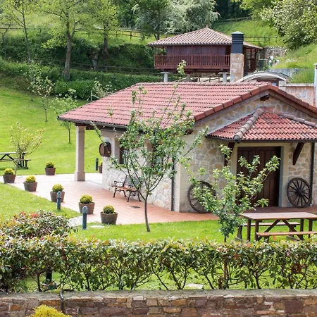 Mirador De Moriyon Otel Miravalles