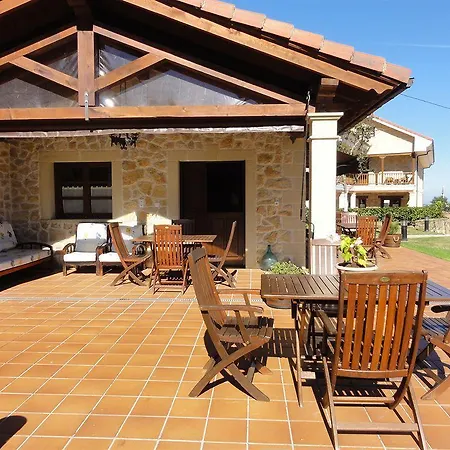 Mirador De Moriyon Otel Miravalles