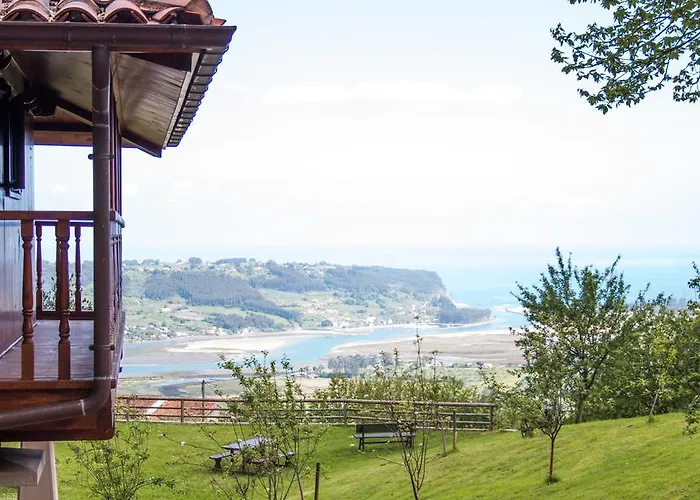 Mirador De Moriyon Hotel 2*