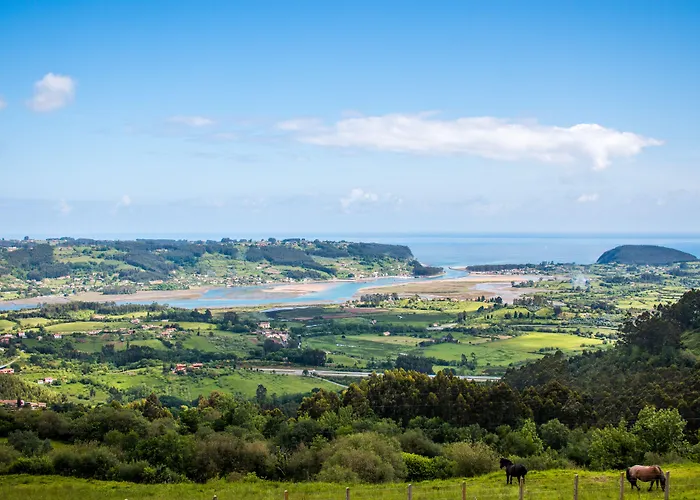 Mirador De Moriyon Hotel Miravalles