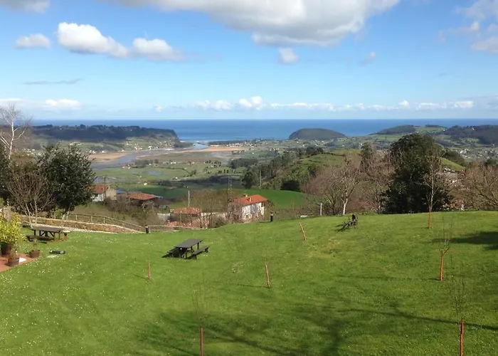 Mirador De Moriyon Hotel Miravalles