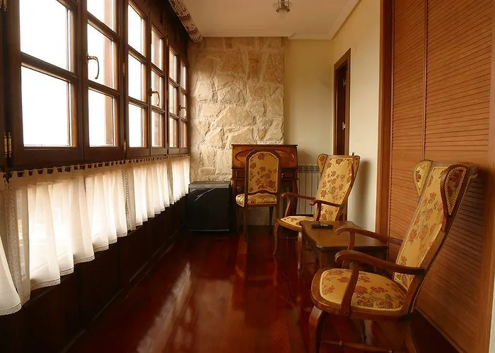 Mirador De Moriyon 2* Miravalles