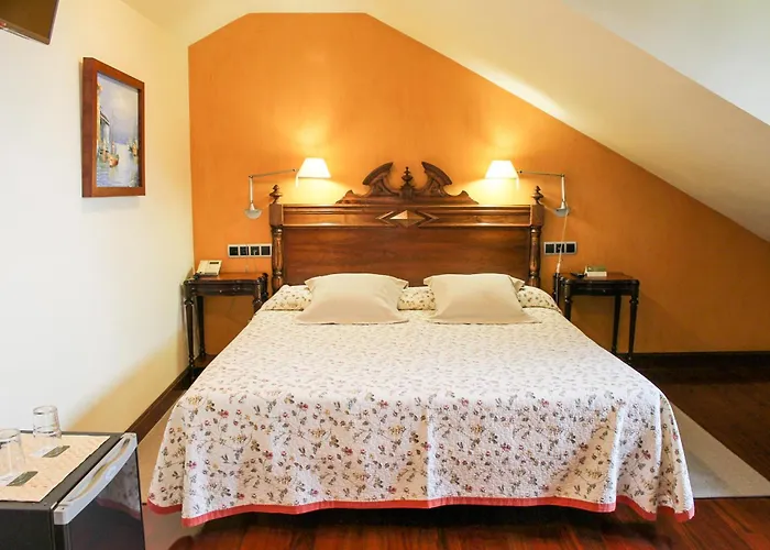 Hotel Mirador De Moriyon 2*