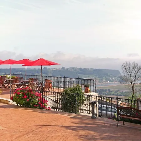 호텔 Mirador De Moriyon 2*